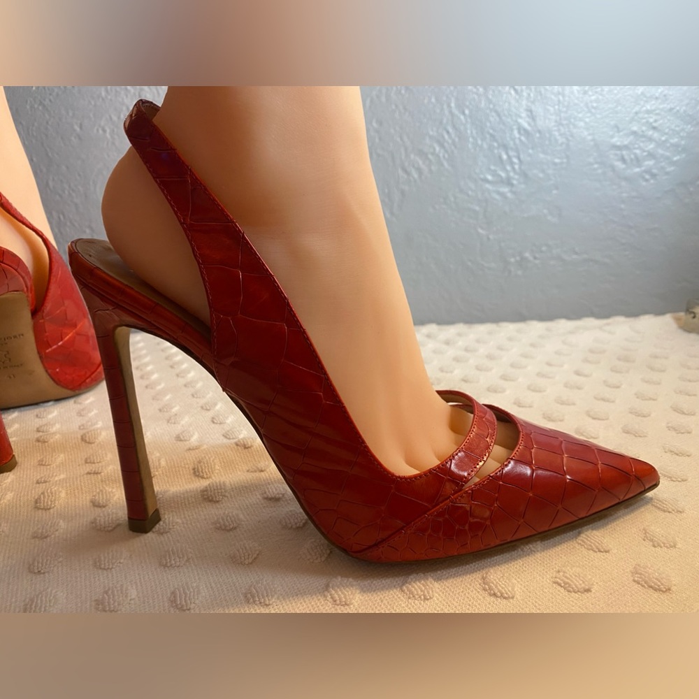 KURT GEIGER Red Croc Embossed Sling Back Heel